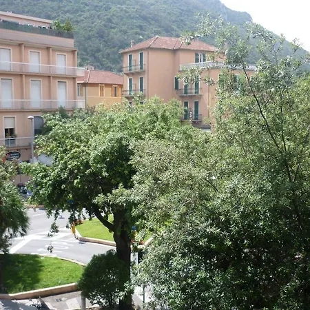 Finalmarina Centro 2 Finale Ligure
