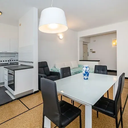 Lägenhet Finalmarina Centro 2