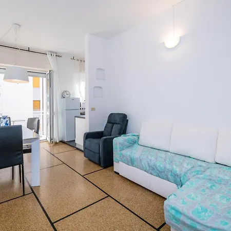 Appartement Finalmarina Centro 2 *