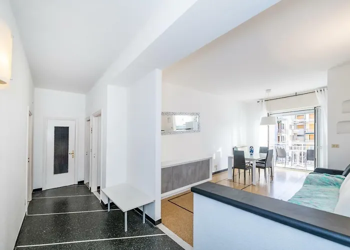 Finalmarina Centro 2 Lejlighed