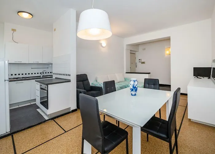 Apartamento Finalmarina Centro 2